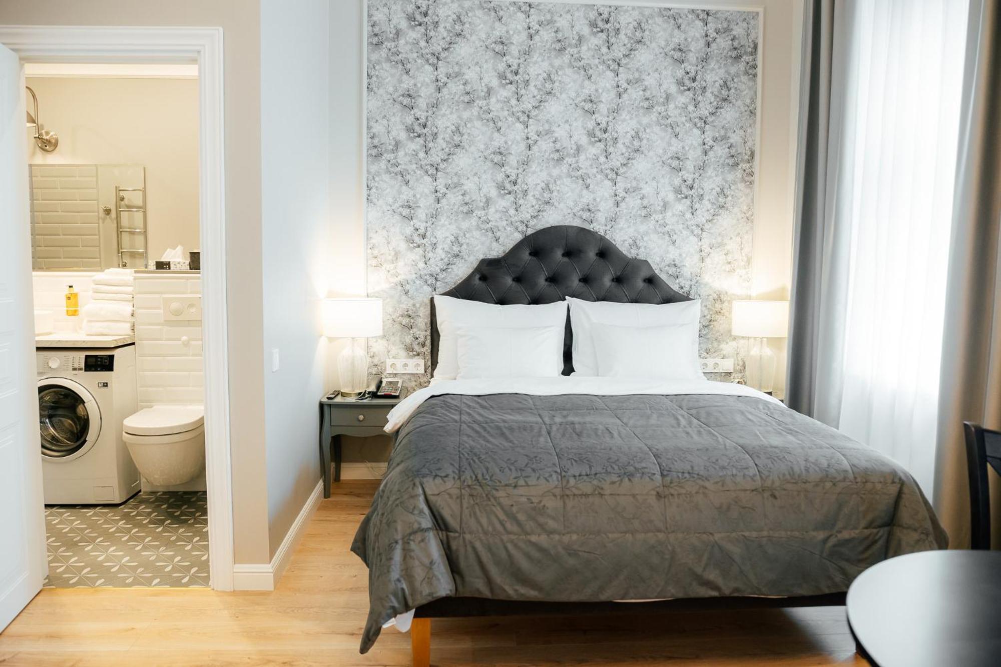 Amella Aparthotel
