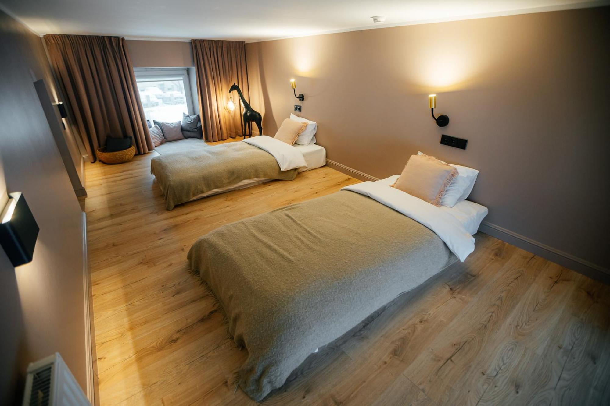 Aparthotel Amella 4*