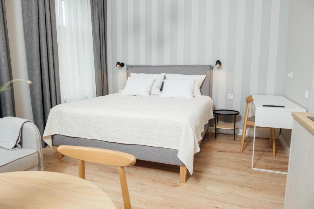Amella Aparthotel